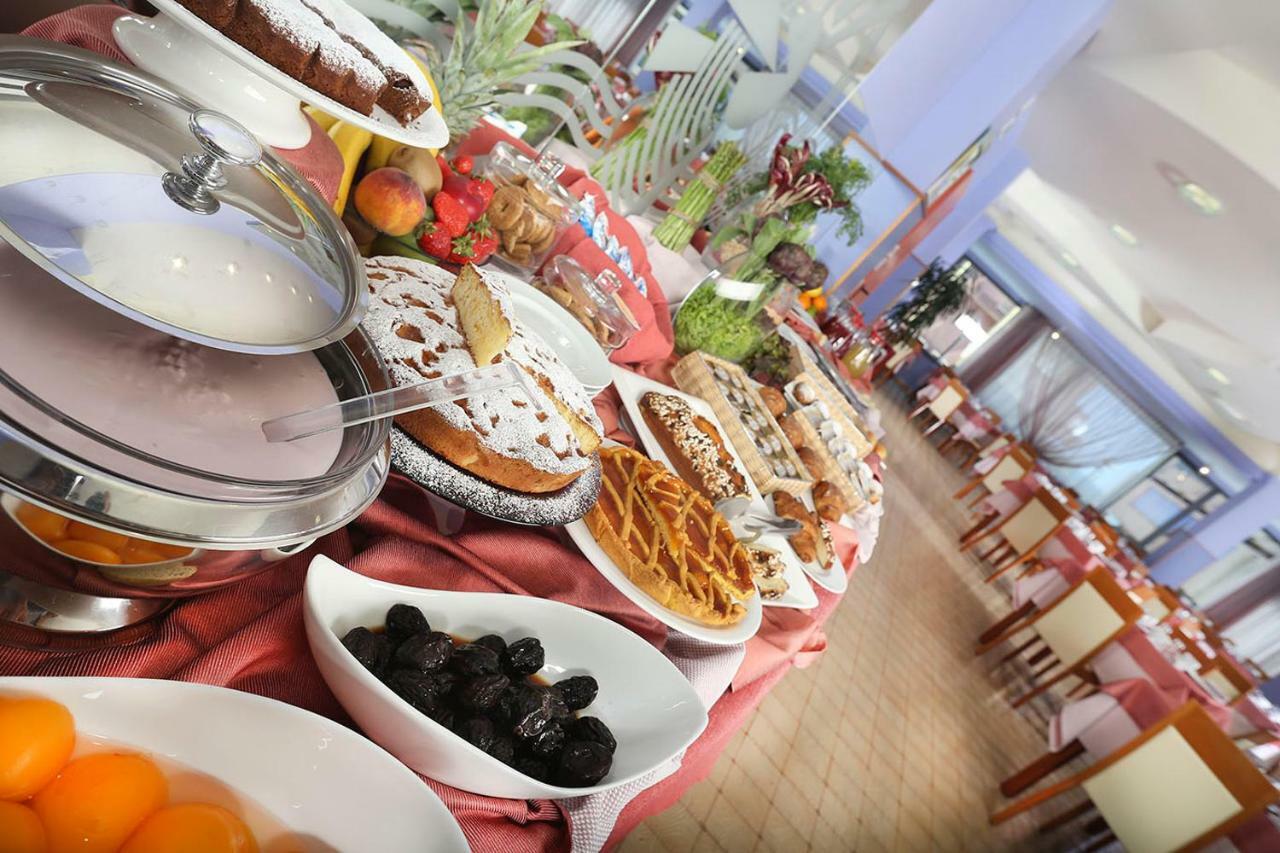 Hotel Marcus Bellaria-Igea Marina Esterno foto
